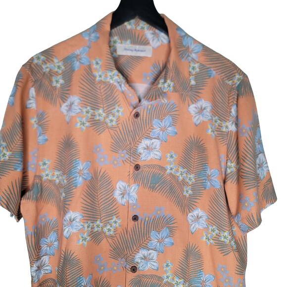 Tommy Bahama Aloha Shirt Medium Peach Silk Tropical Floral Hawaiian Short Sleeve - Picture 2 of 8